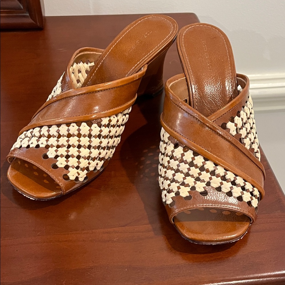 Tory Burch Tan and Cream Woven Mules